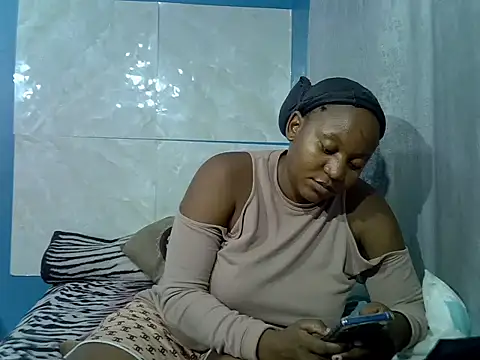 SweetHotPussy 99 online show from 03-24-26, 10:15