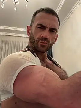 Snapshot of bigAlpha4 chatting on 12-14-25, 05:29 bigAlpha4 online show from 12-14-25, 05:29