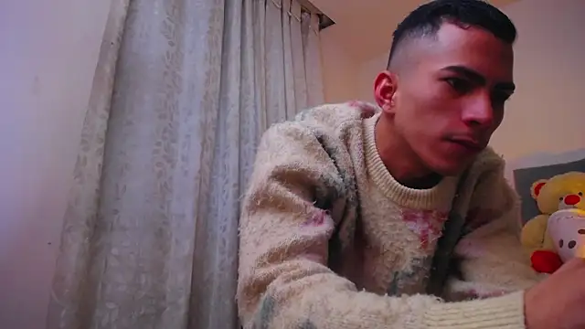 Snapshot of TOMBOYSEXX chatting on 02-25-26, 10:14 TOMBOYSEXX online show from 02-25-26, 10:14