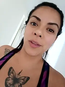 Snapshot of luluclark69 chatting on 02-20-26, 09:37 luluclark69 online show from 02-20-26, 09:37