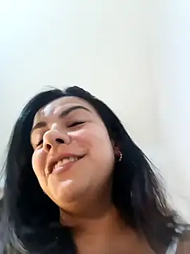 Snapshot of luluclark69 chatting on 02-25-26, 10:41 luluclark69 online show from 02-25-26, 10:41