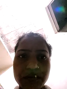 Snapshot of Kavya__Rani chatting on 12-16-25, 03:39 Kavya Rani online show from 12-16-25, 03:39