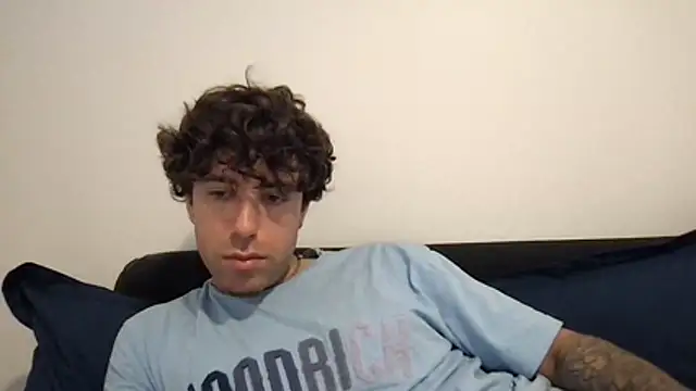 Snapshot of icyninesix chatting on 12-13-25, 08:04 icyninesix online show from 12-13-25, 08:04