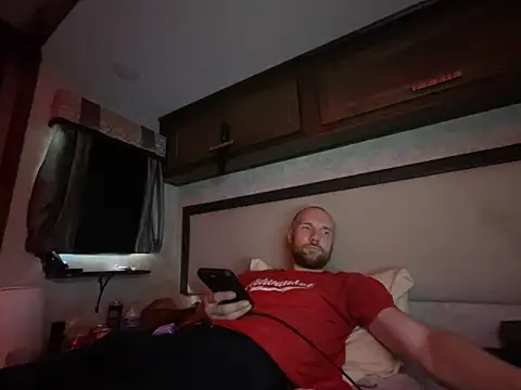 SparkledExtern online show from 02-08-26, 03:04