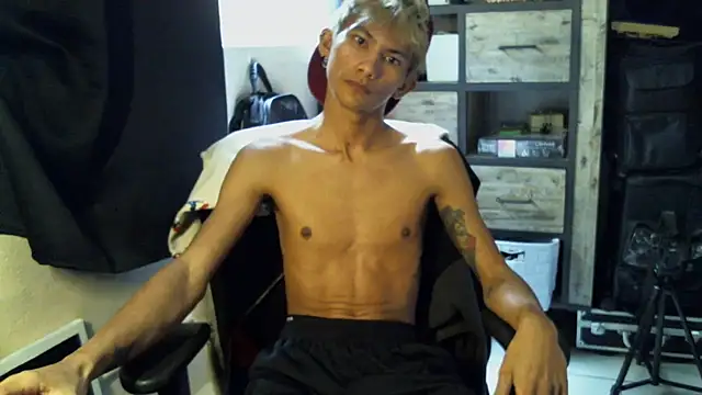 jhaycobXgarcia online show from 03-06-26, 01:24