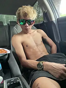 jhaycobXgarcia online show from 03-11-26, 02:50