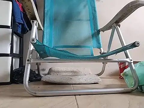 Snapshot of oz22932 chatting on 01-19-26, 01:59 oz22932 online show from 01-19-26, 01:59