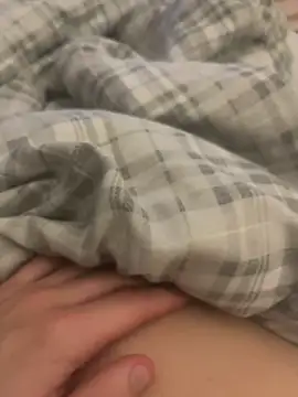 Snapshot of harrygeorge18 chatting on 12-14-25, 09:03 harrygeorge18 online show from 12-14-25, 09:03