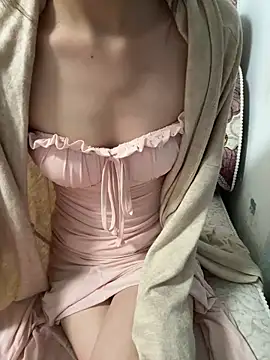 Snapshot of _nannan_ chatting on 12-16-25, 01:05 nannan online show from 12-16-25, 01:05