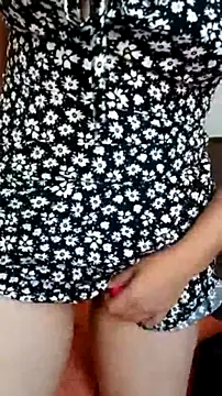 ScarlarletBlossomX online show from 07-19-26, 05:27