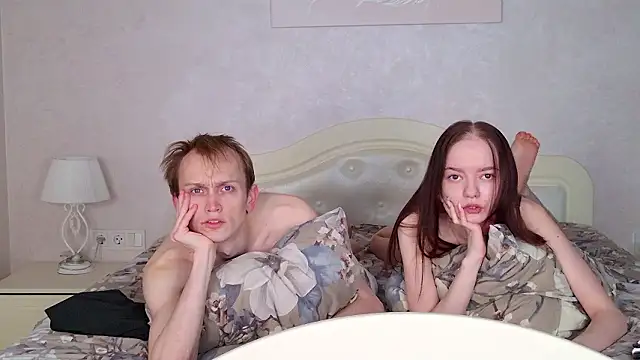 Snapshot of WeksaMur chatting on 02-22-26, 07:01 WeksaMur online show from 02-22-26, 07:01