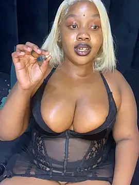 THICKBARBIE32 online show from 07-08-26, 09:19
