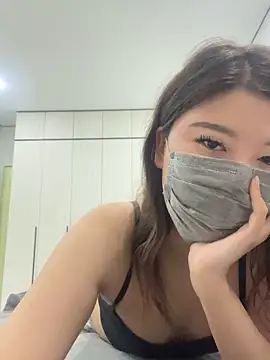 Sarah2127 online show from 04-19-26, 07:16