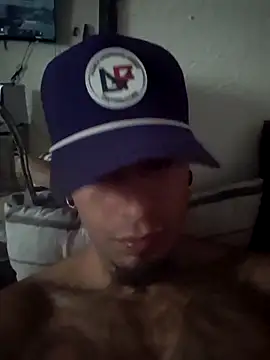 Snapshot of Diamond12590 chatting on 12-14-25, 07:18 Diamond12590 online show from 12-14-25, 07:18