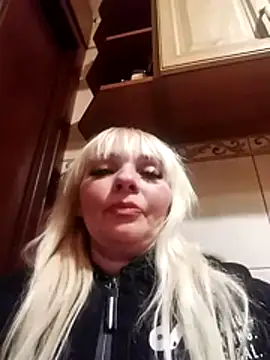 MirandaStar462 online show from 12-15-25, 04:33