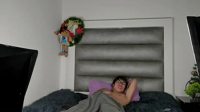 demionix js online show from 12-16-25, 05:45