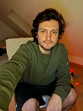 Ghost Pie online show from 12-18-25, 08:48