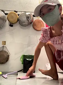 Keomut6 online show from 12-21-25, 02:30