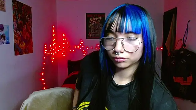  Veronicaa  online show from 04-18-26, 05:00