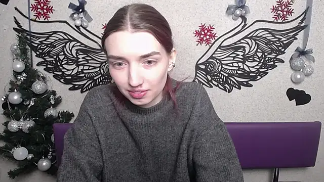 LisaDarcy online show from 12-16-25, 02:00