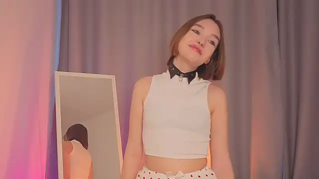 Leyla crsh online show from 01-10-26, 05:31