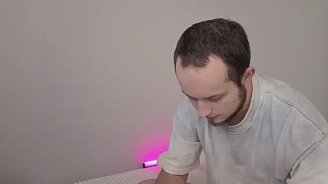 Snapshot of Pearl_couple chatting on 03-12-26, 09:04 Pearl couple online show from 03-12-26, 09:04