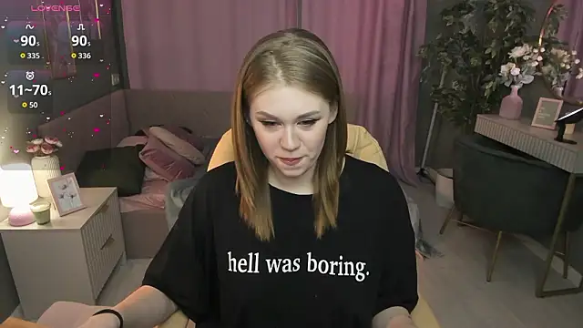 Snapshot of Alison_Doody chatting on 02-15-26, 07:38 Alison Doody online show from 02-15-26, 07:38