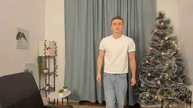 Snapshot of PrimalDrive chatting on 12-19-25, 09:11 PrimalDrive online show from 12-19-25, 09:11