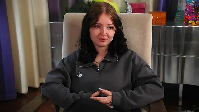 Snapshot of LucilaKeitel chatting on 12-17-25, 03:45 LucilaKeitel online show from 12-17-25, 03:45