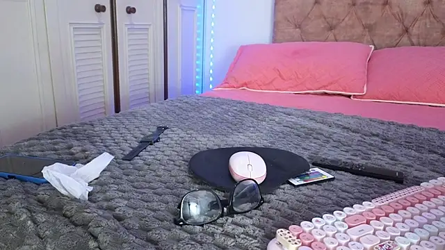 Valery  lovex online show from 03-05-26, 08:43