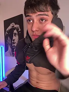 Snapshot of lian_fooxx chatting on 03-03-26, 03:45 lian fooxx online show from 03-03-26, 03:45