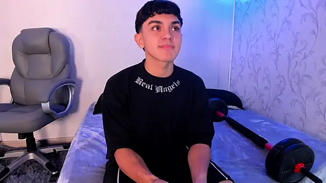  TaylorBlack online show from 12-21-25, 11:39