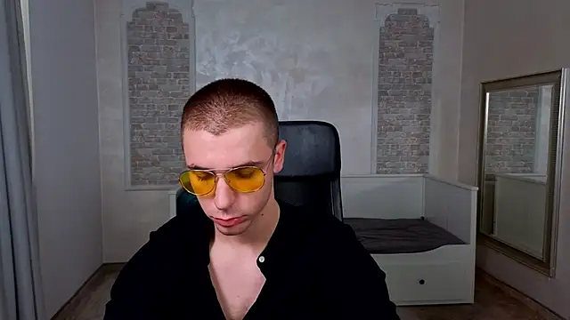 KellenWest online show from 04-25-26, 04:48