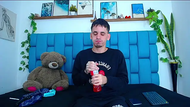 boy Dirty X online show from 02-01-26, 05:28