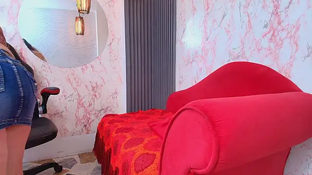 Snapshot of Helenna_Rose chatting on 02-09-26, 12:53 Helenna Rose online show from 02-09-26, 12:53