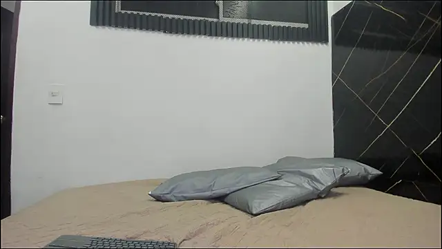 Emer santos online show from 02-07-26, 04:05