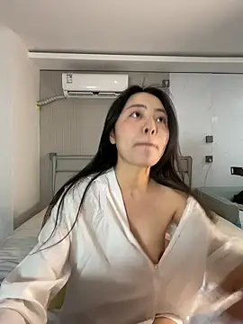 Snapshot of ccyun666 chatting on 03-07-26, 10:34 ccyun666 online show from 03-07-26, 10:34