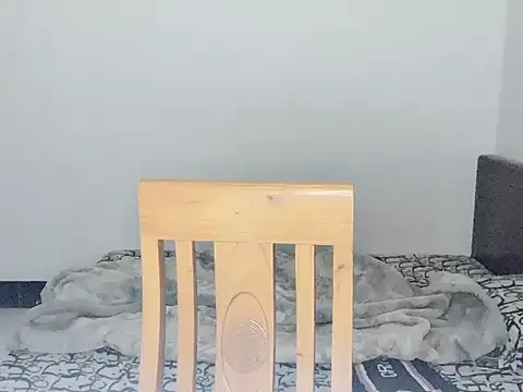 Snapshot of Sophia69-sweet chatting on 12-22-25, 06:32 Sophia69-sweet online show from 12-22-25, 06:32