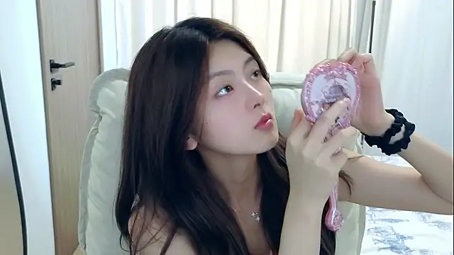 Koikoi    online show from 04-26-26, 03:48