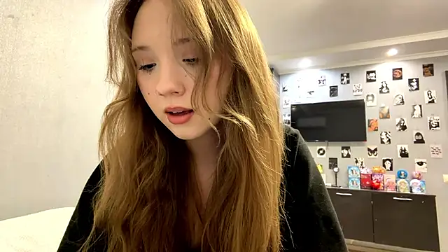 Snapshot of Princessofcashe chatting on 03-11-26, 07:09 Princessofcashe online show from 03-11-26, 07:09