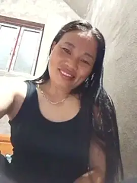 Snapshot of Maikha08 chatting on 06-11-26, 10:19 Maikha08 online show from 06-11-26, 10:19
