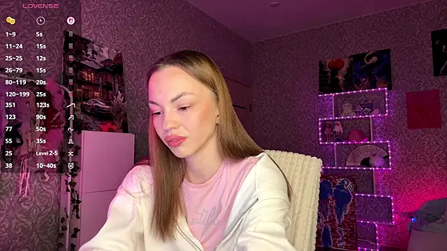 Snapshot of GenevaWhinery chatting on 12-17-25, 12:22 GenevaWhinery online show from 12-17-25, 12:22