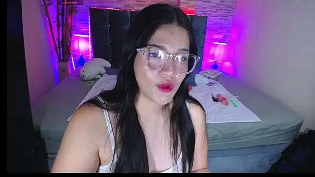 Valeri hot22 online show from 04-25-26, 08:50