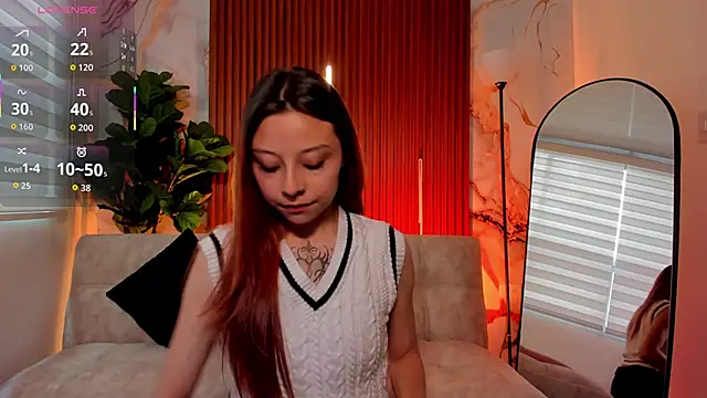 Snapshot of Nickie_reed_ chatting on 01-08-26, 08:00 Nickie reed online show from 01-08-26, 08:00