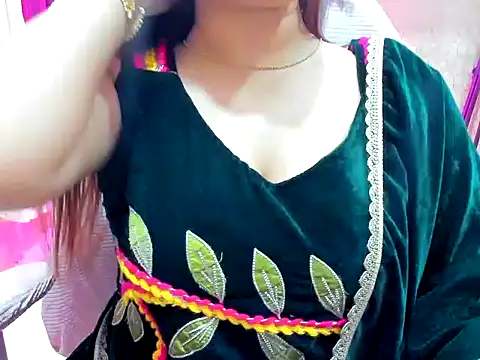 DimondGirl  online show from 04-21-26, 07:06