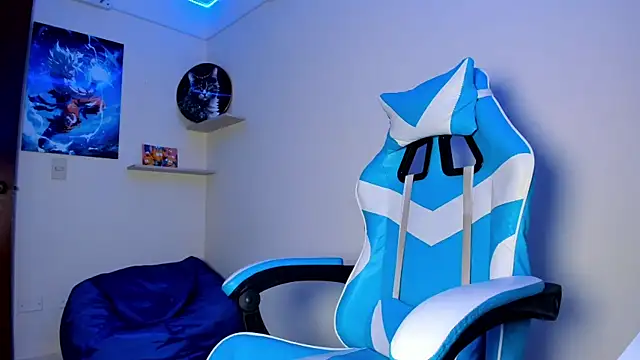 Snapshot of harry_jonshon69 chatting on 02-27-26, 04:56 harry jonshon69 online show from 02-27-26, 04:56