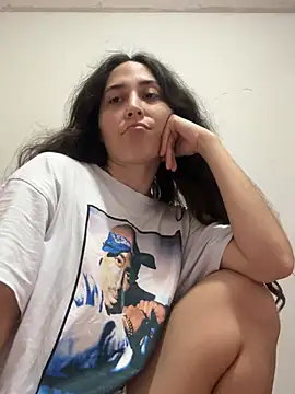 LatinDoll8 online show from 07-19-26, 11:41