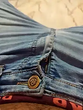 AqueousCrepe online show from 02-15-26, 12:36