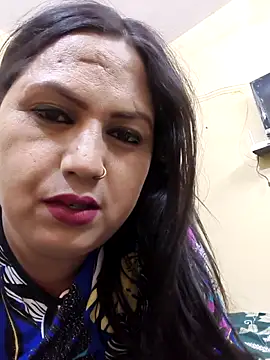 Hotmylips online show from 04-23-26, 03:36