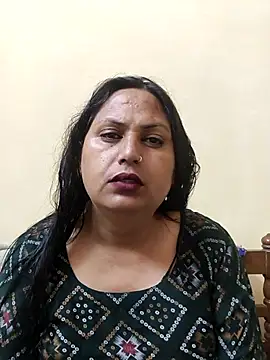Hotmylips online show from 04-24-26, 03:42